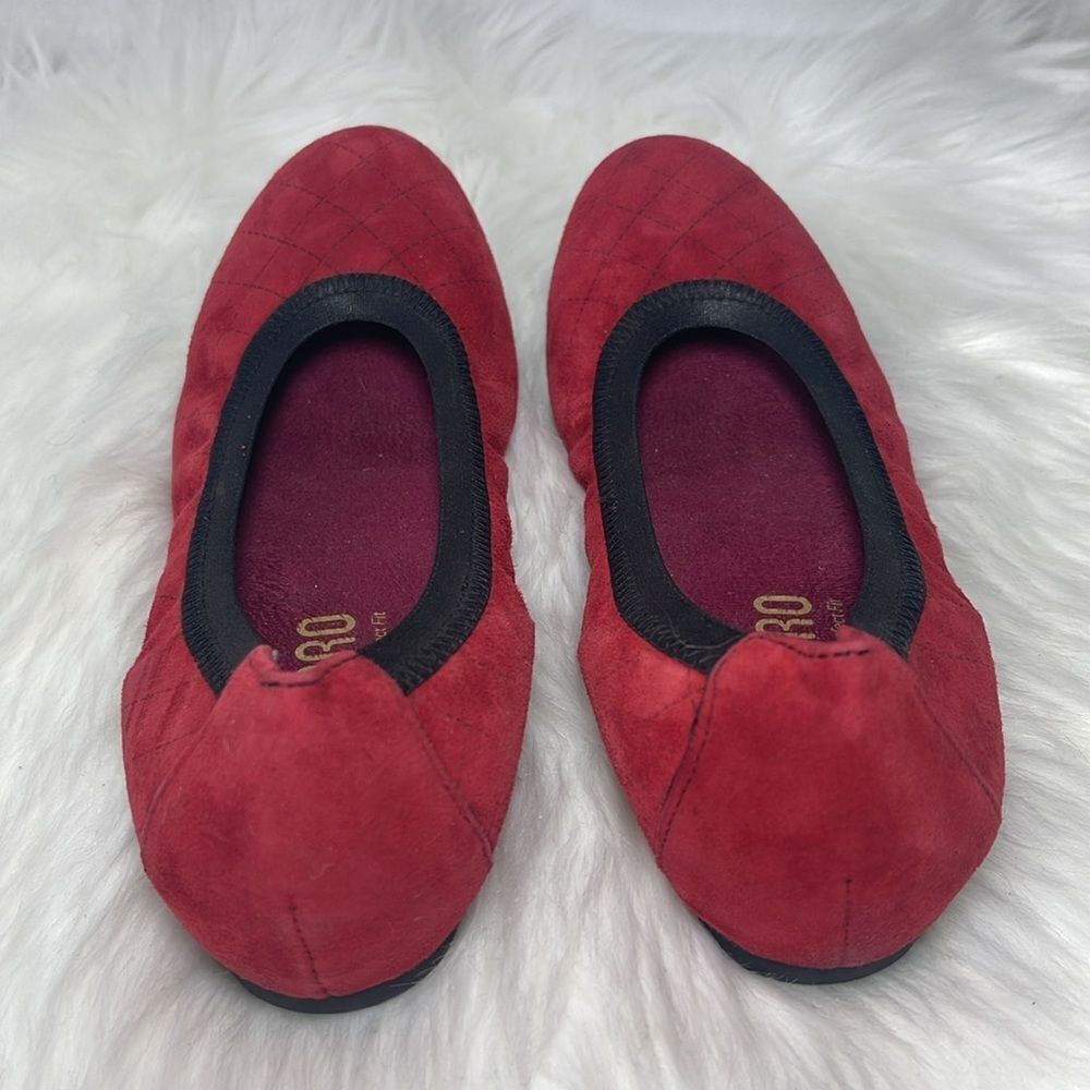 Munro Vicki Red Suede Quilted Design Flats Sz 7.5 - Picture 4 of 7